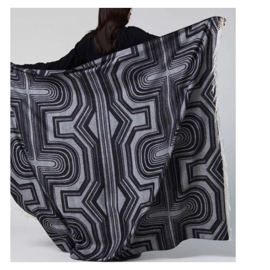 Basile Pattern Scarf L