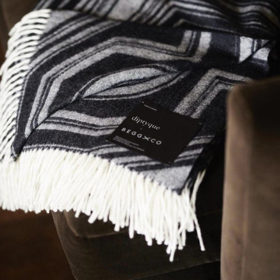 Basile Pattern Scarf L