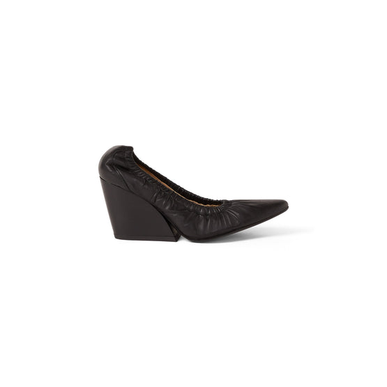 Women Wrinkle Heeled Pump - Black