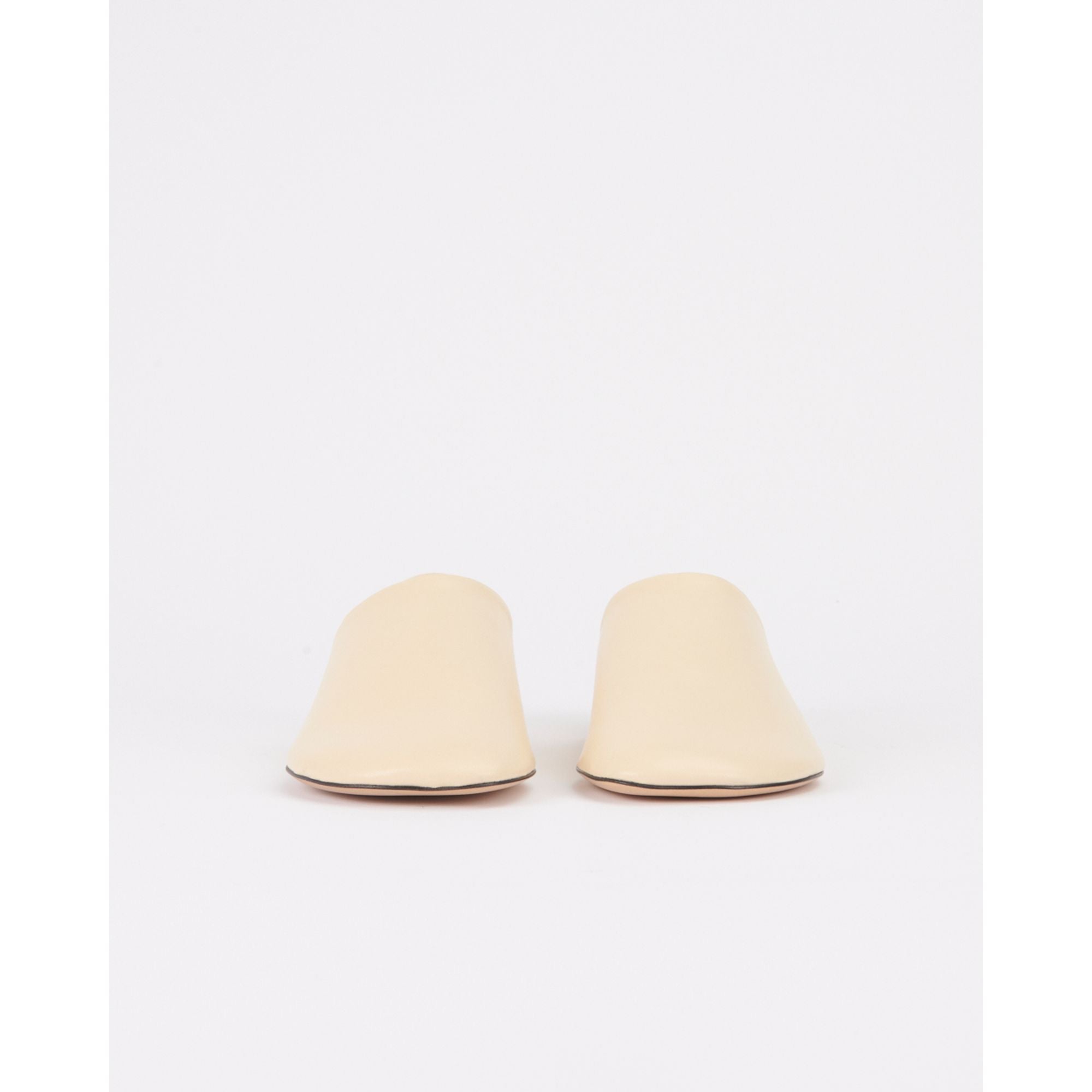 Women Toy Slipper - Oat Milk