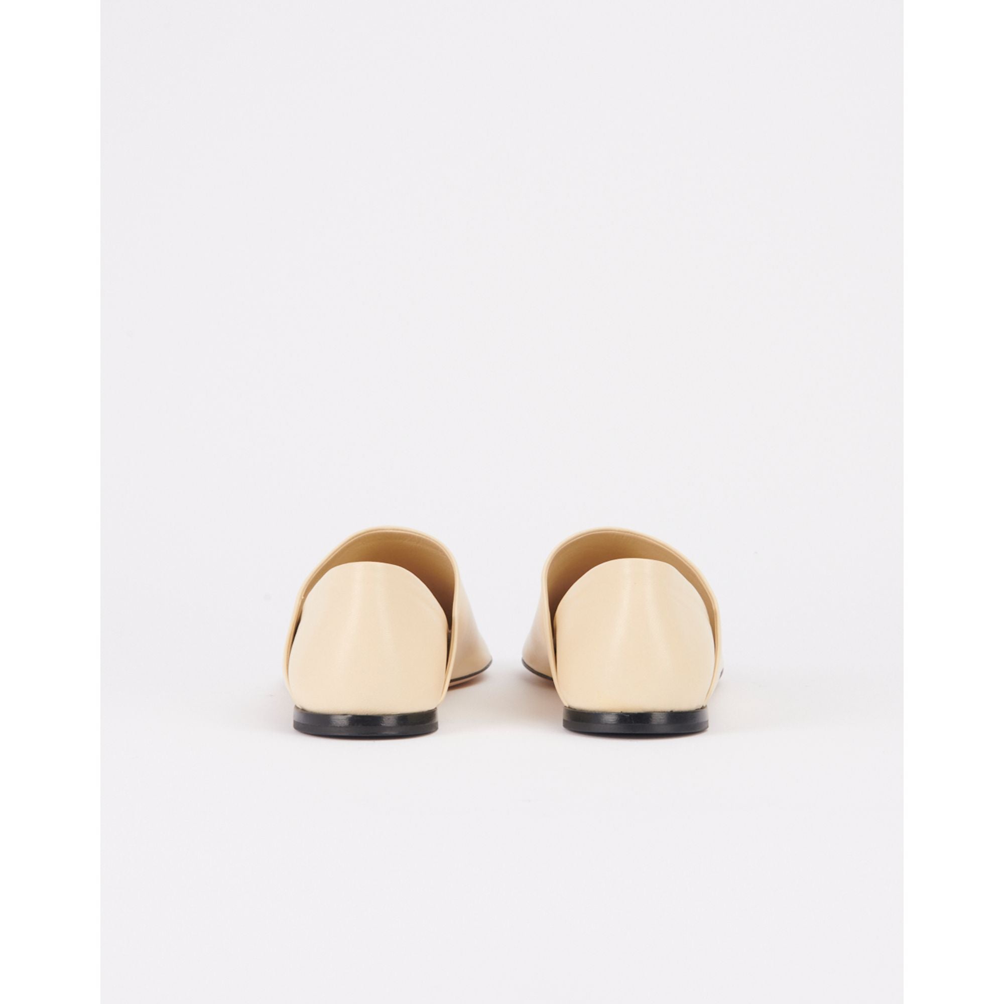 Women Toy Slipper - Oat Milk