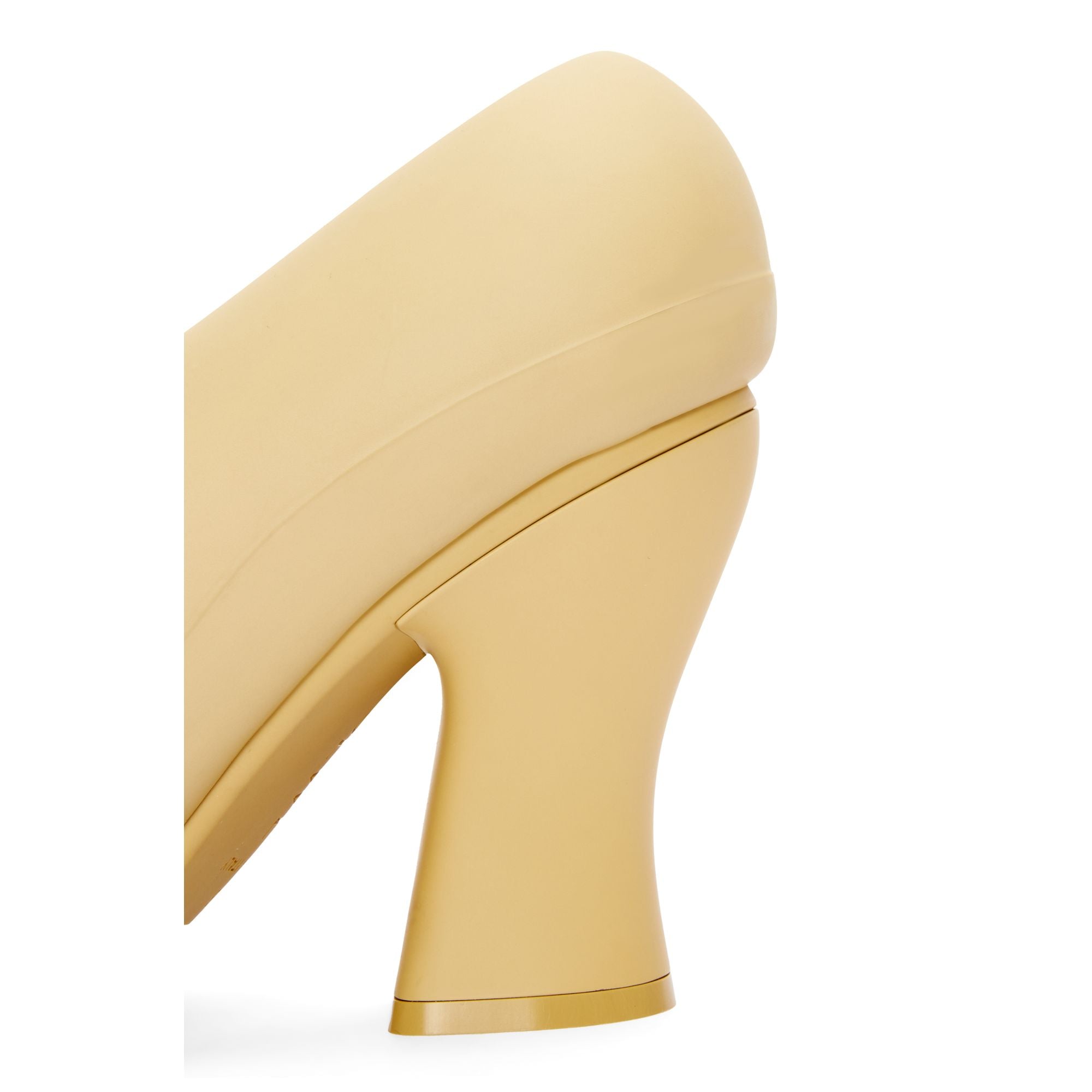 Women Comic Foam Pump 90 - Oat Milk