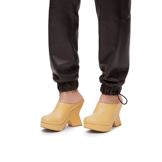 Women Terra Clog 110 - Medium Concealer