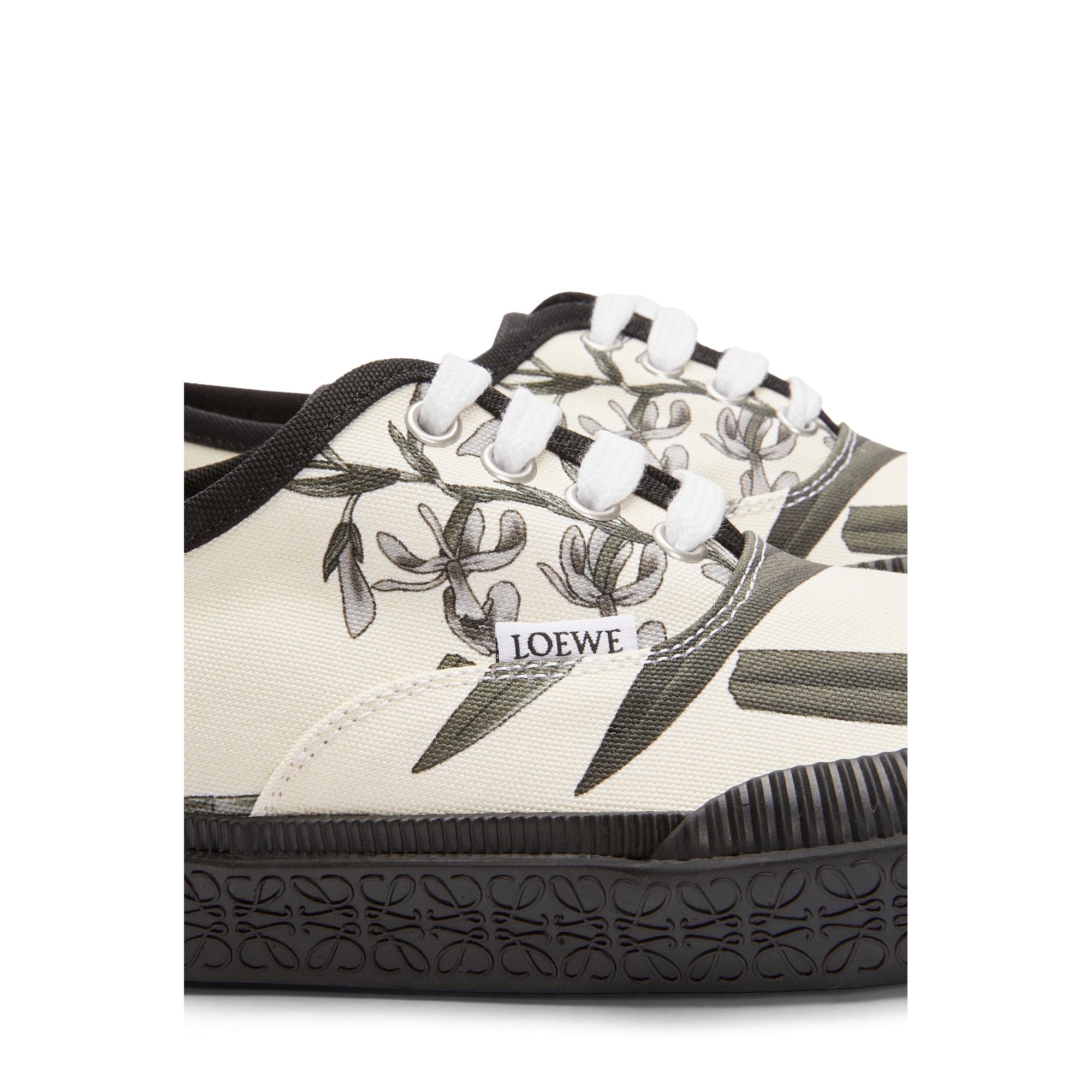 Women Terra Vulca Lace Up - Multicolor