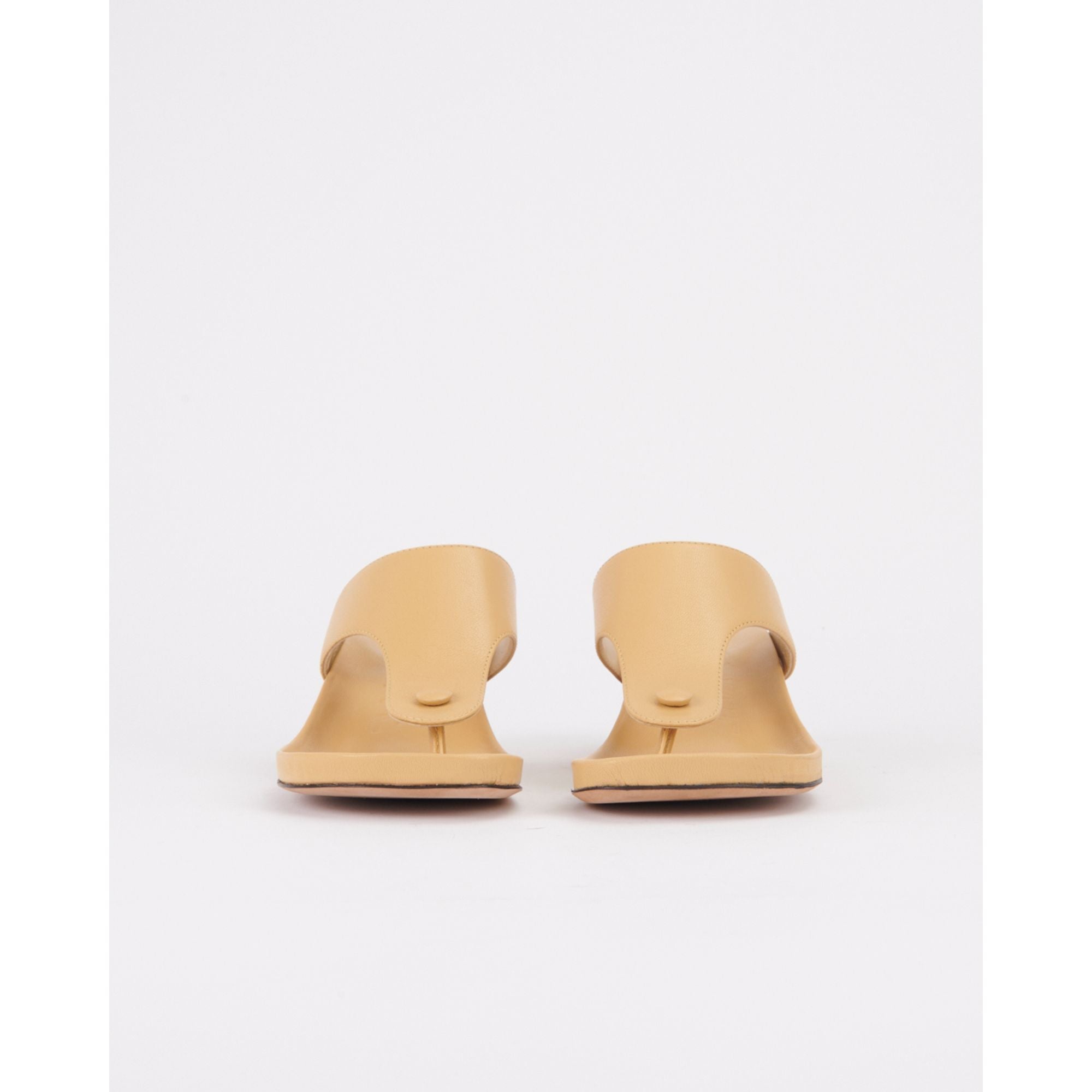 Women Ease Sandal 45 - Medium Concealer