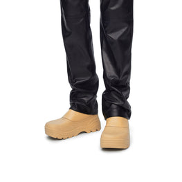 Women Field Chelsea Boot - Medium Concealer