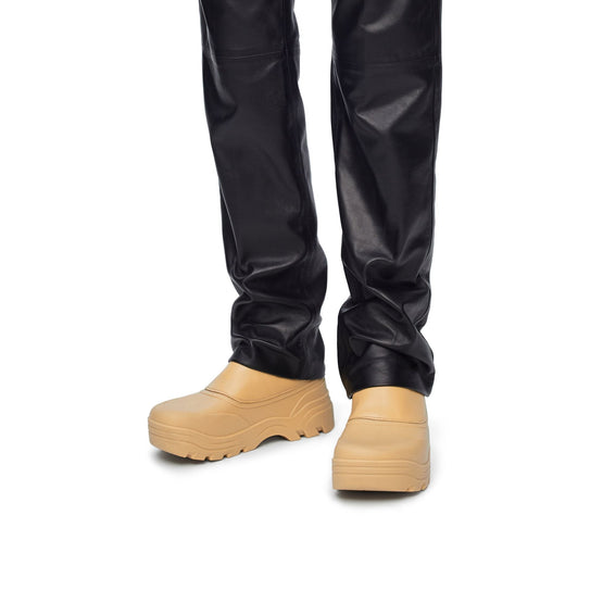 Women Field Chelsea Boot - Medium Concealer