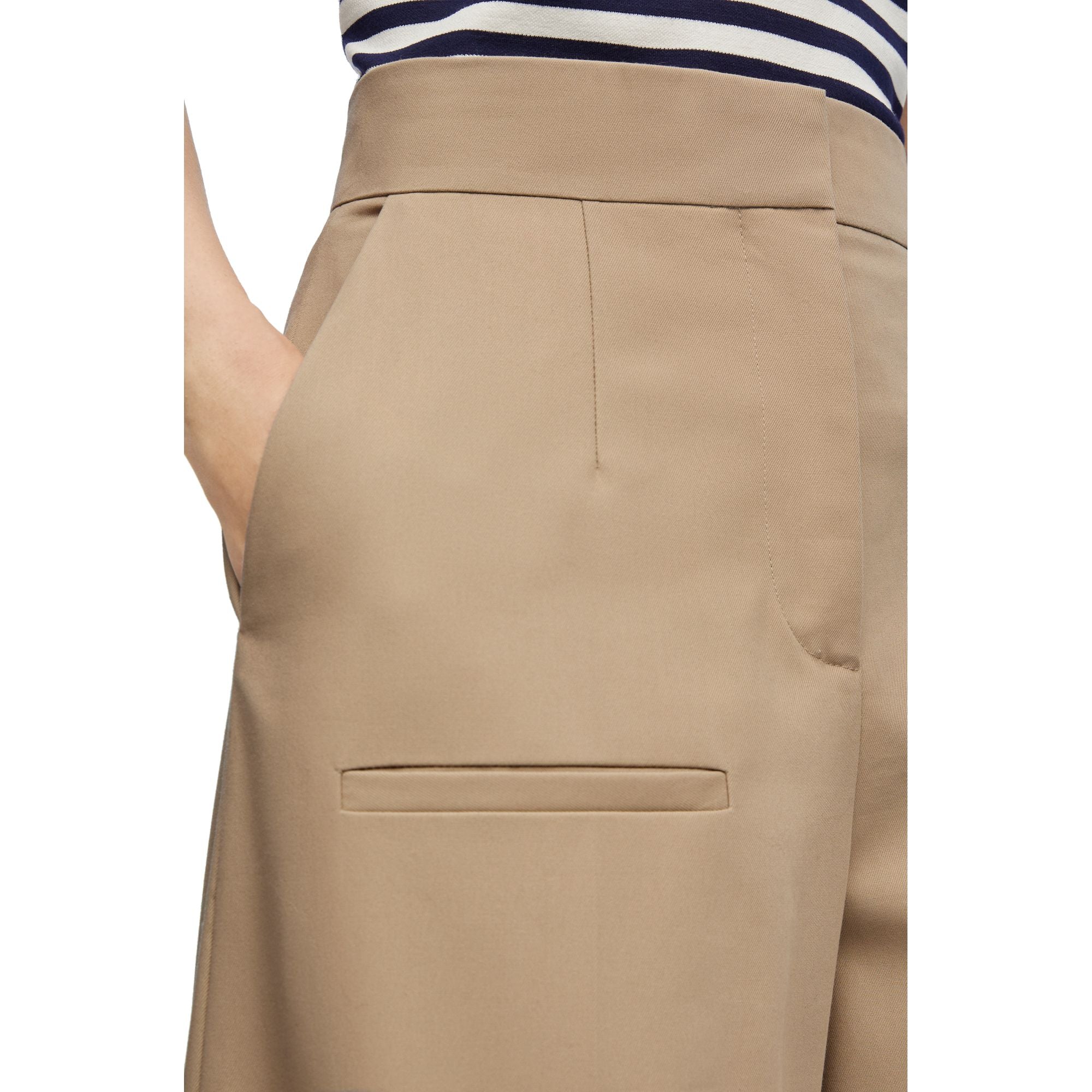 Women Tailored Shorts - Taos Taupe