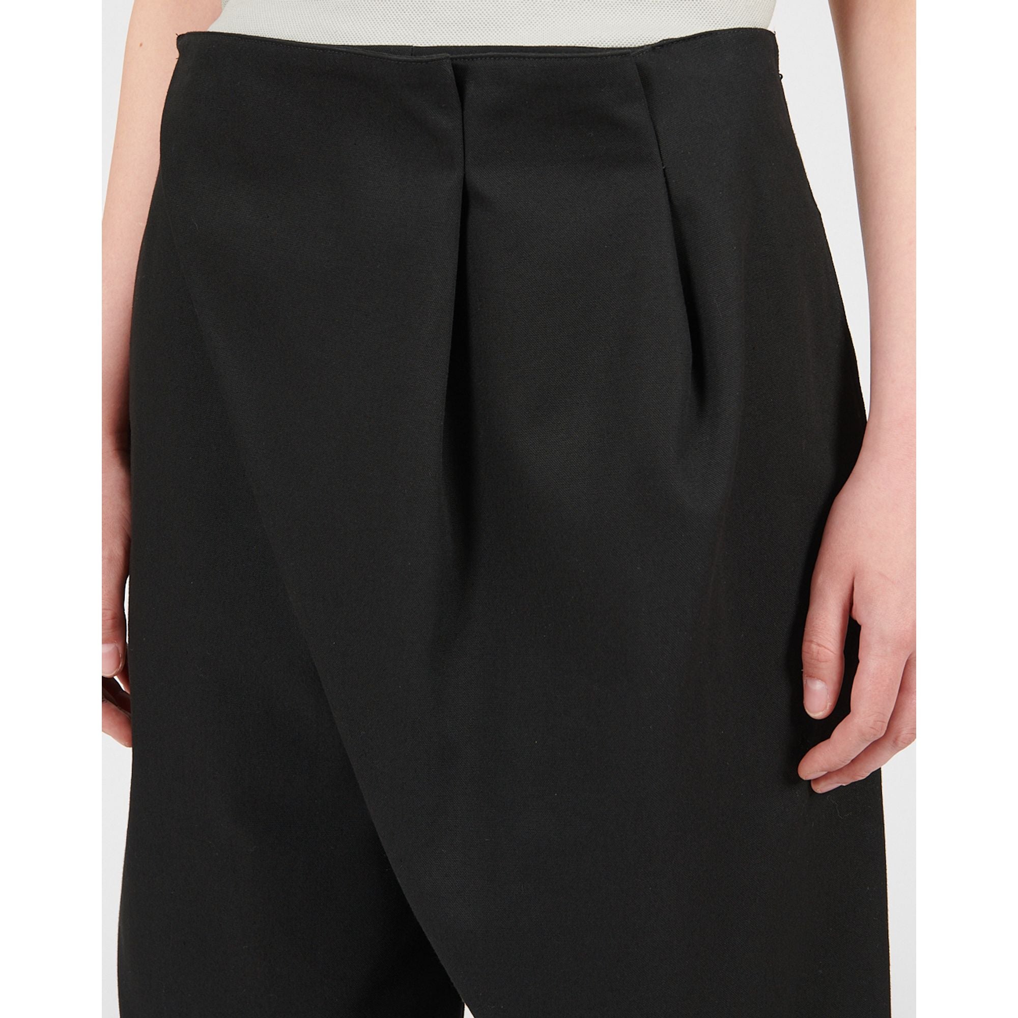 Women Pleated Shorts - Black
