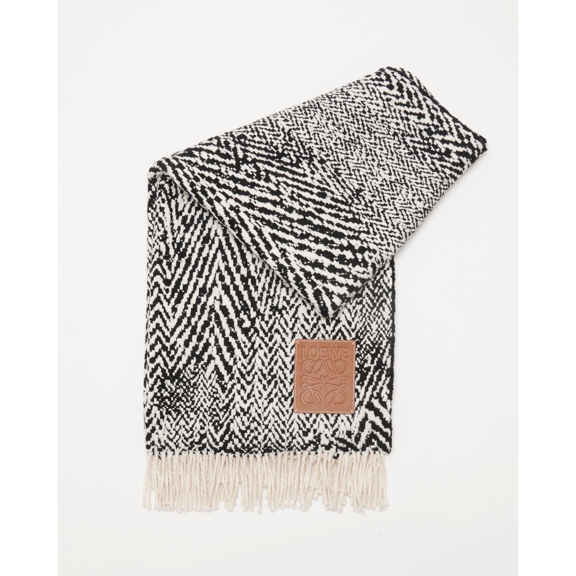 Unisex 140X200 Herringbone Blanket - White/Black