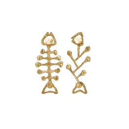 Women Brutalist Fish Earring - Antique Light Brass
