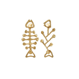 Women Brutalist Fish Earring - Antique Light Brass