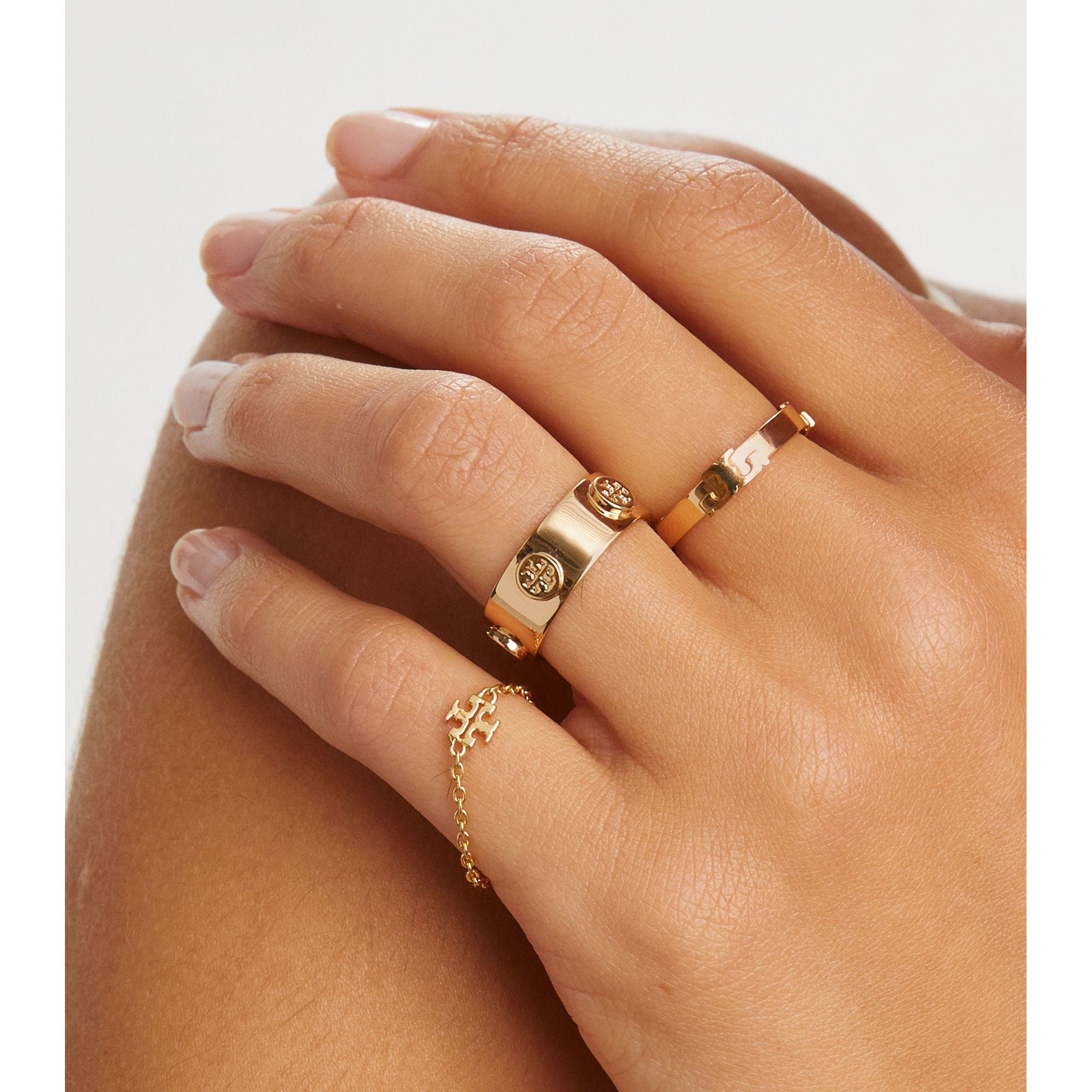 Women Kira Chain Ring - Tory Gold