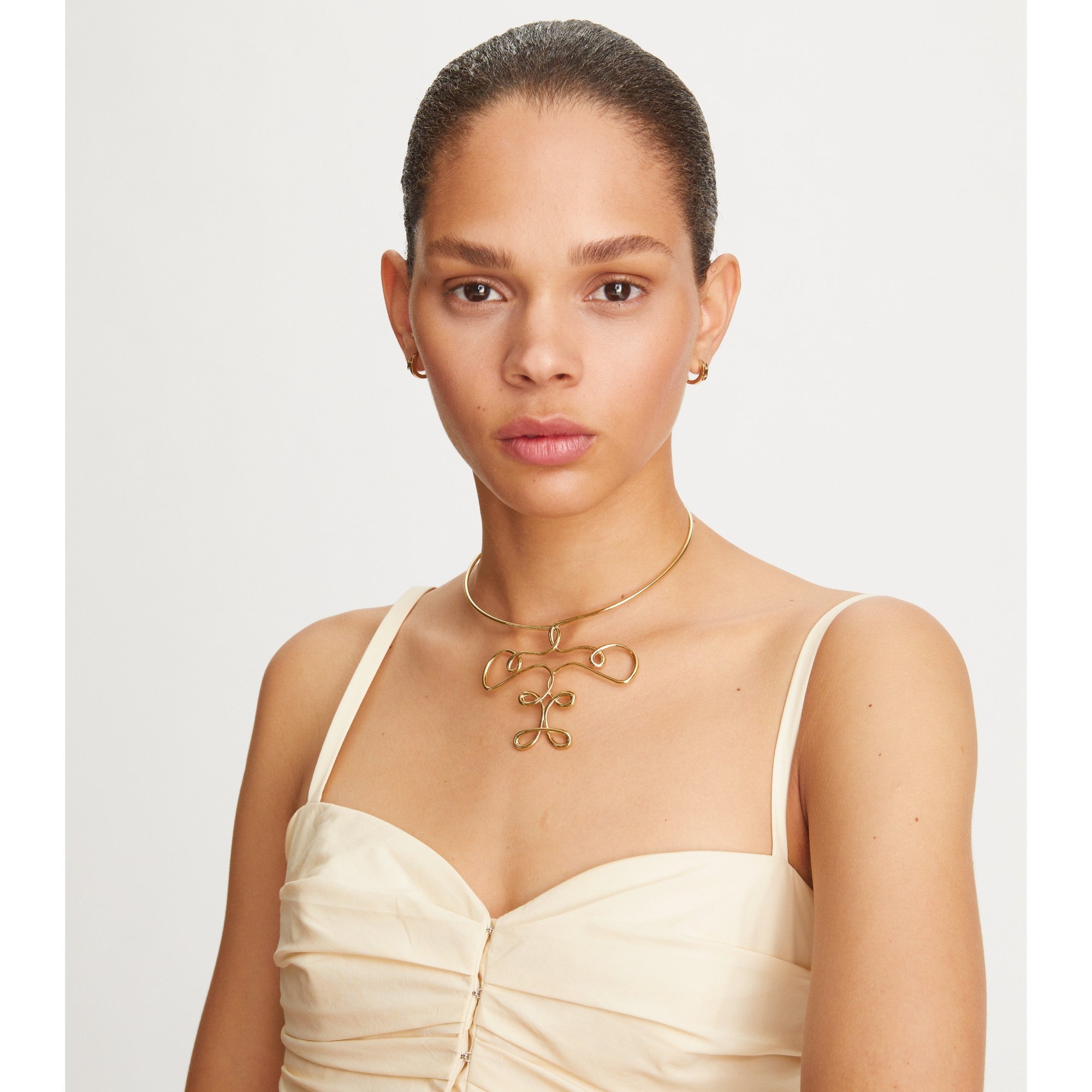 Women Twisted Collar Necklace - Tory Gold