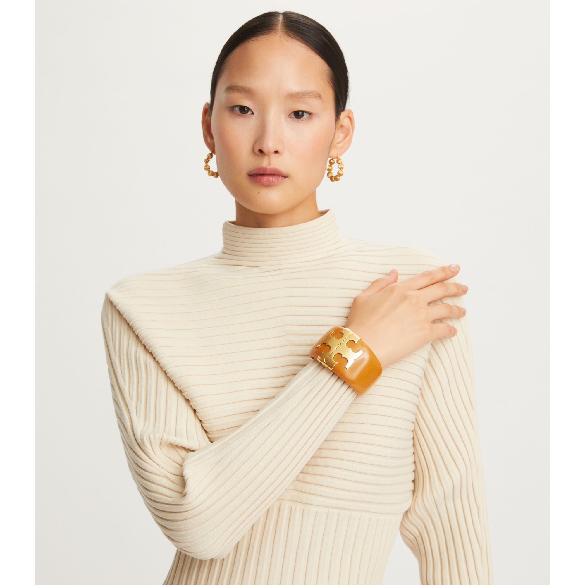 Women Eleanor Wide Bracelet - Rolled Brass / Honey