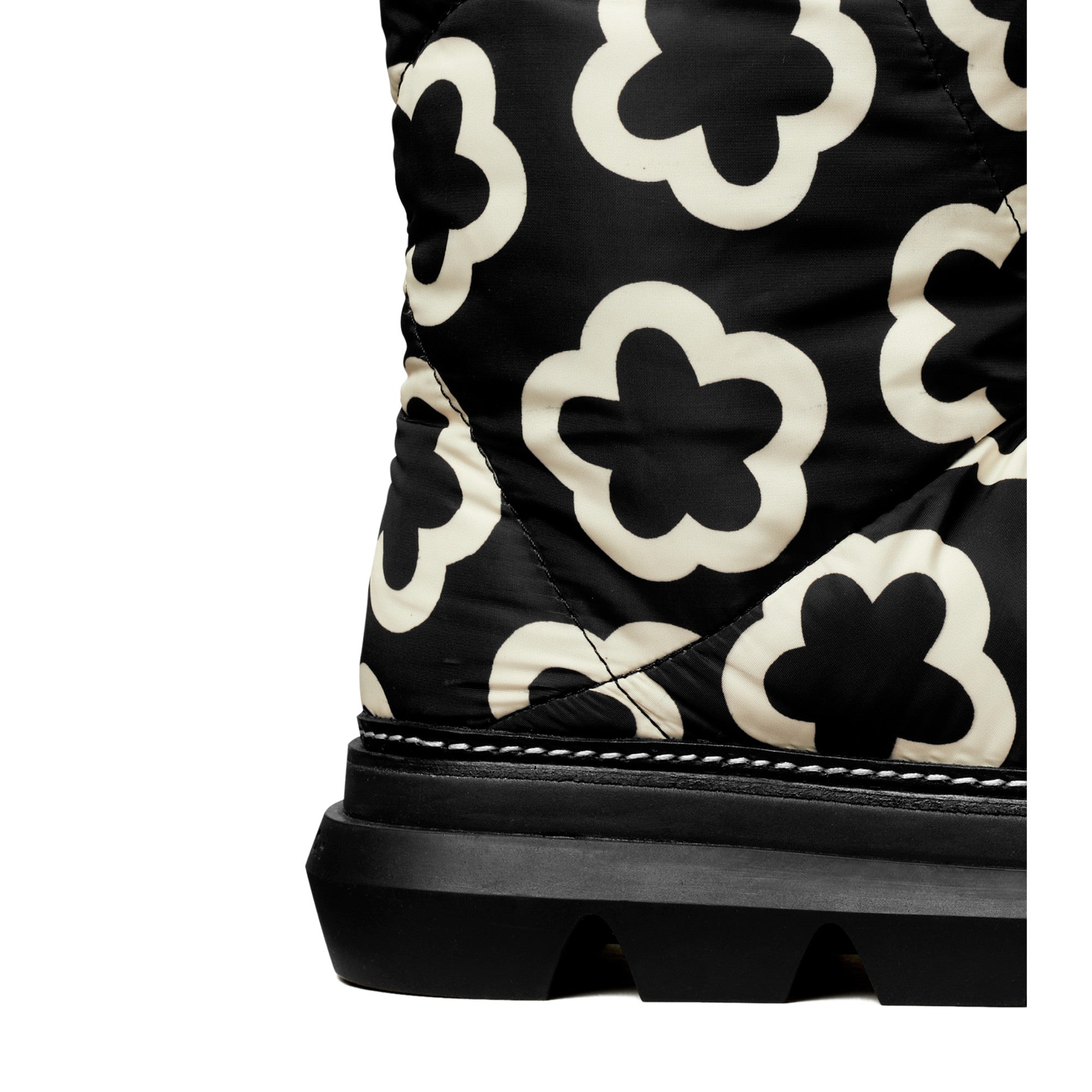 Women Sleeping Bag Pull On Boot - Black / Cream Flower