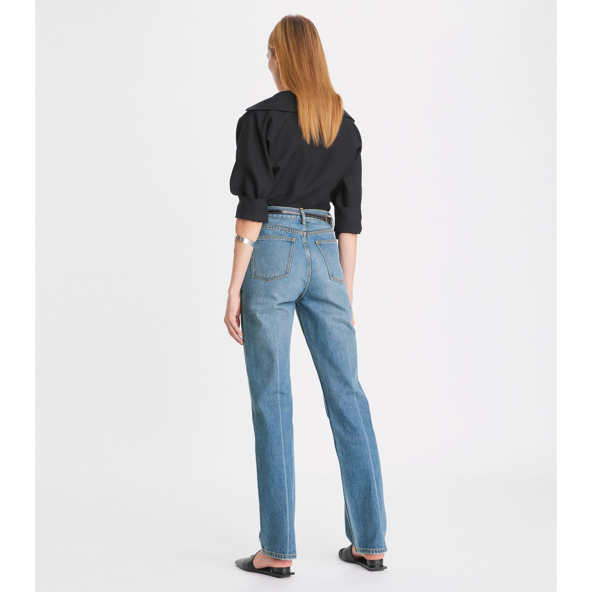 Women Mid-Rise Slim Straight Jean - Light Crease Wash