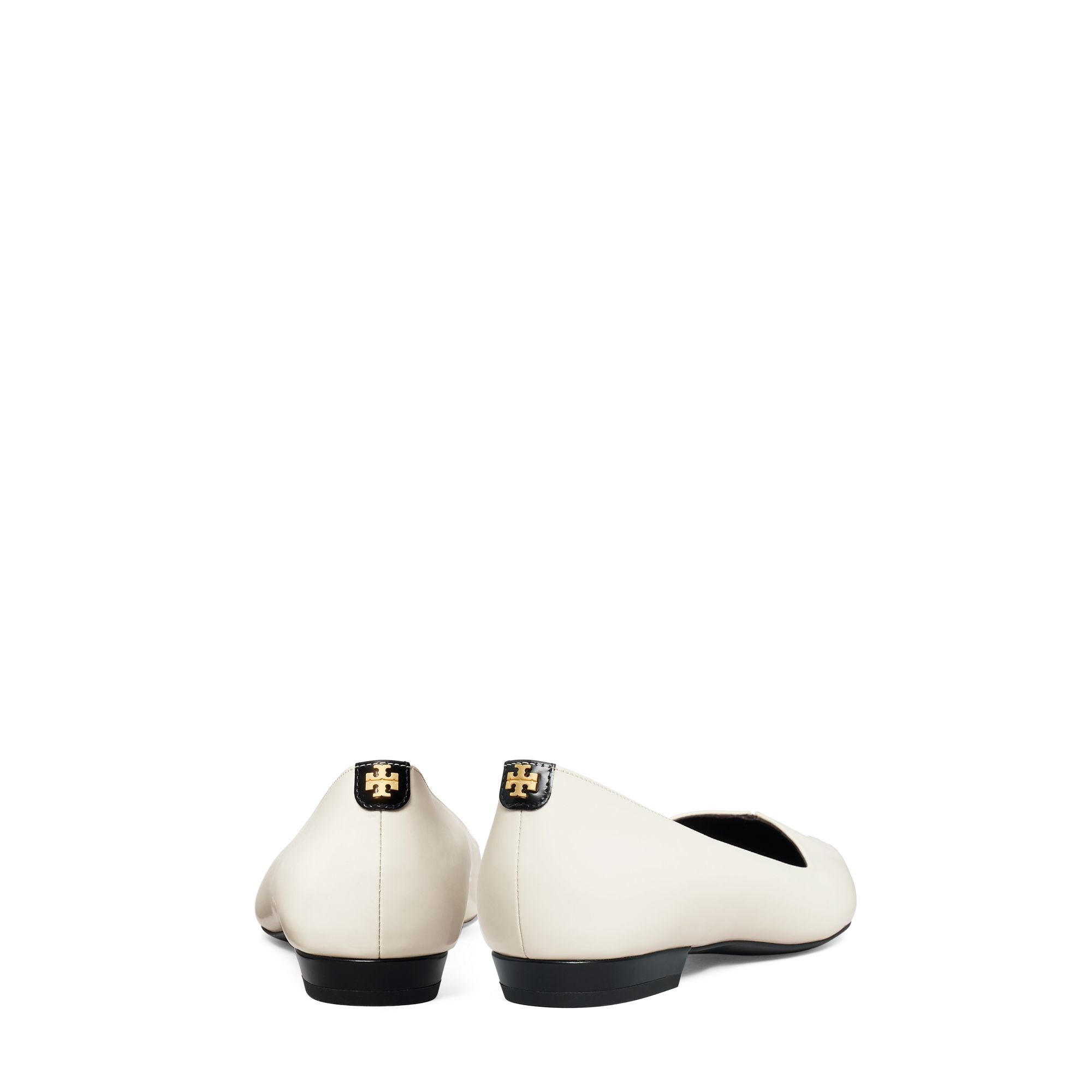 Women Triangle Pointed Flat C Width - Salt / Perfect Black
