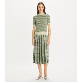 Women Box Pleated Jacquard Skirt - French Cream / Jade