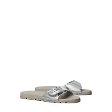 Women Mellow Buckle Slide - Silver / Silver / Aluminum