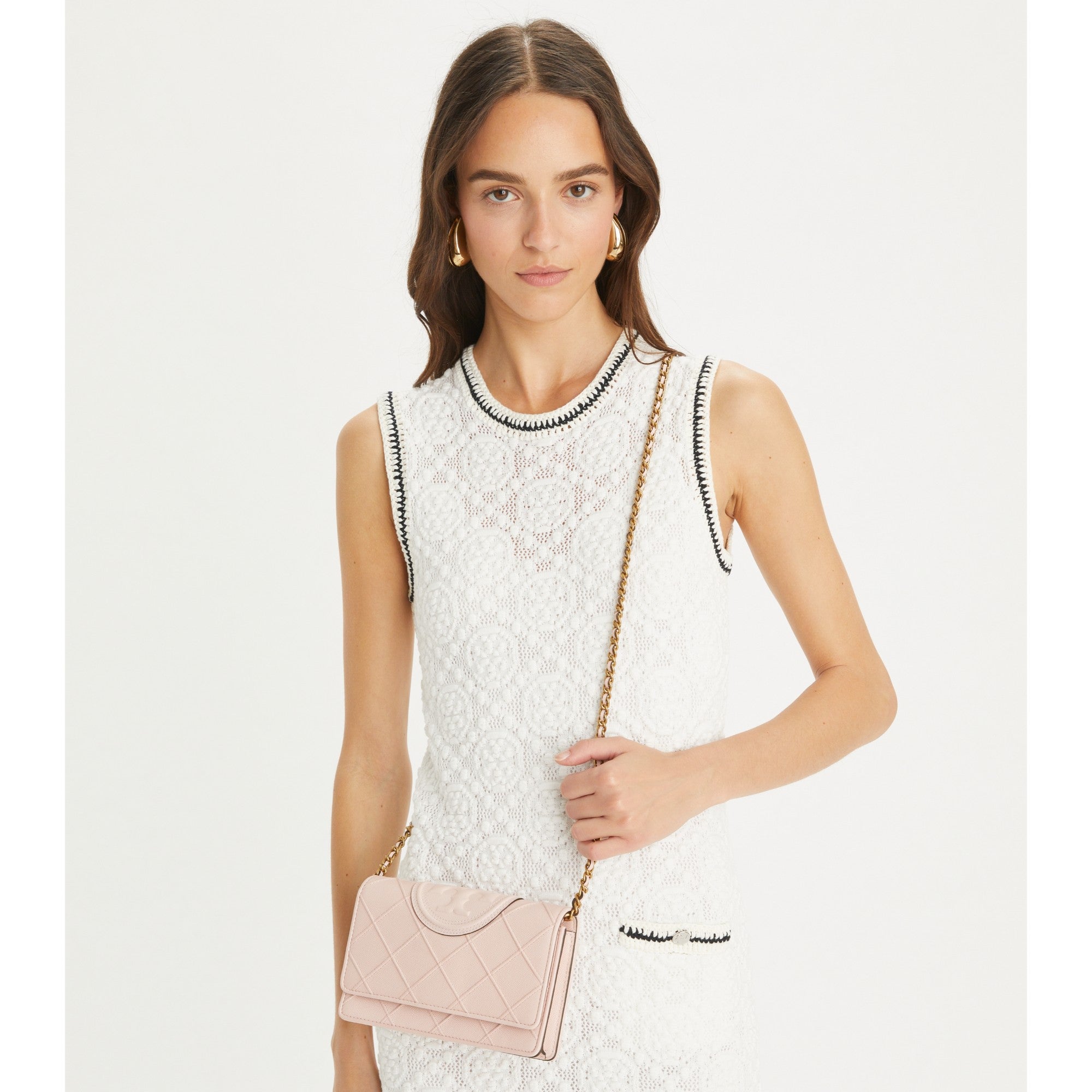 Women Fleming Soft Grained Chain Wallet - Blush