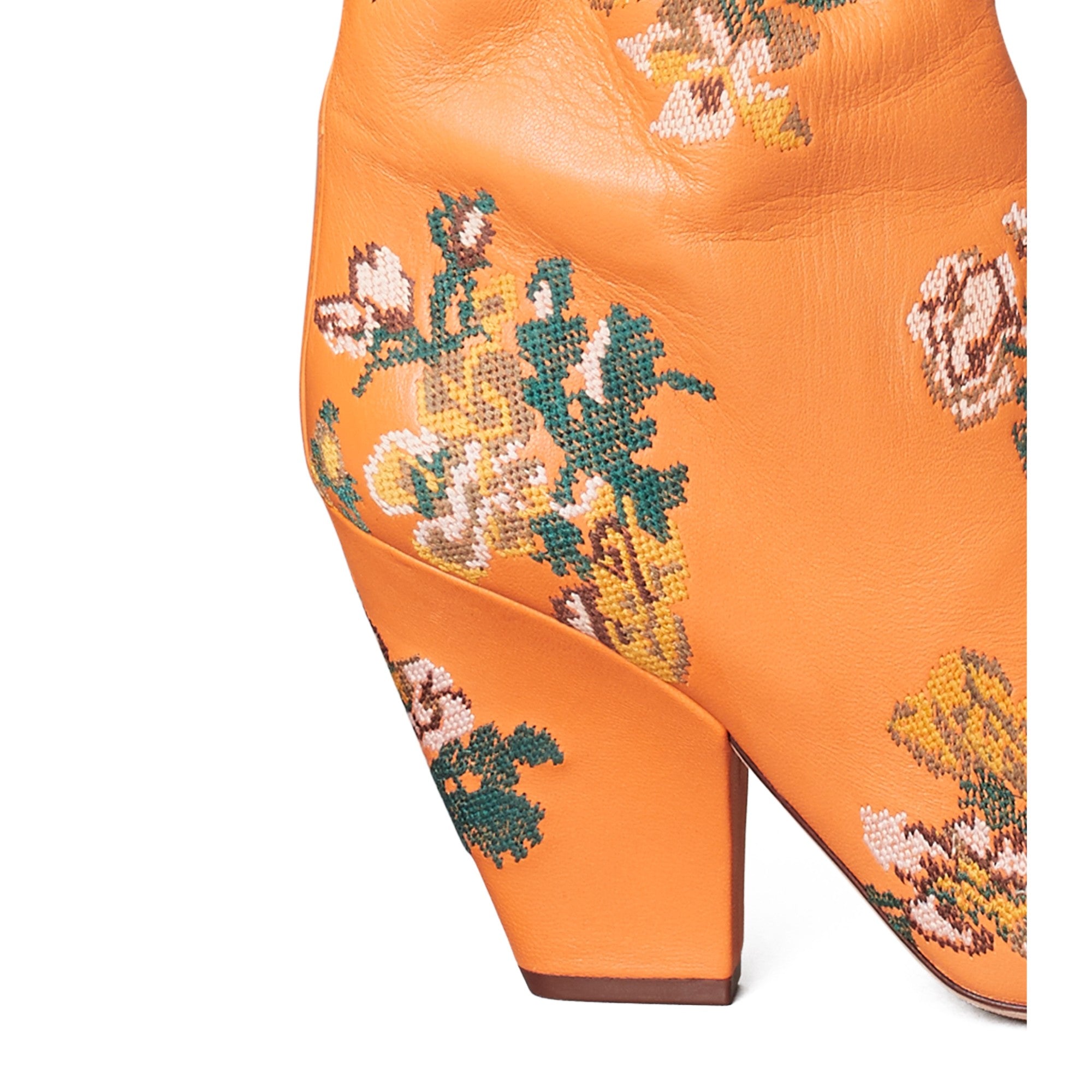 Women Lila 90Mm Embroidered Otk Scrunch Boot - Baked Terracotta