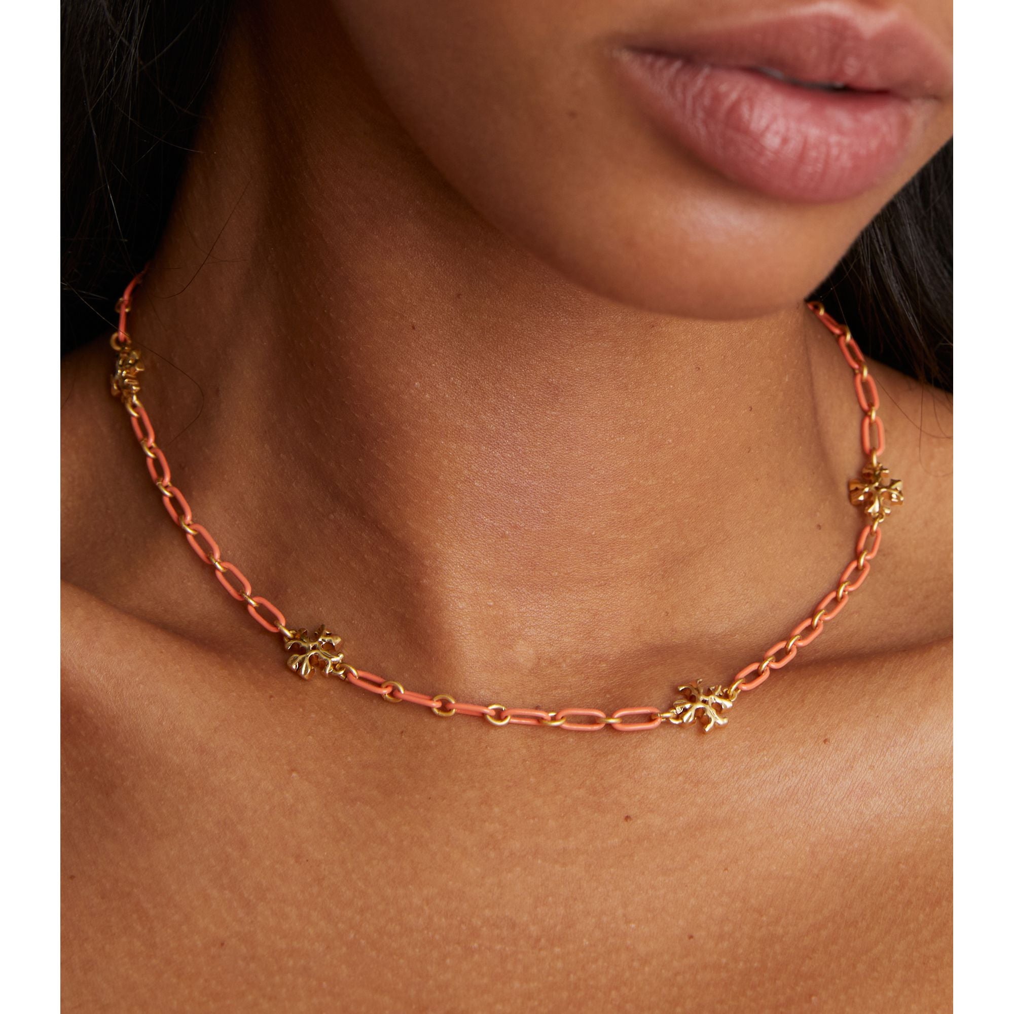Women Roxanne Chain Delicate Necklace - Rolled Tory Gold / Coral
