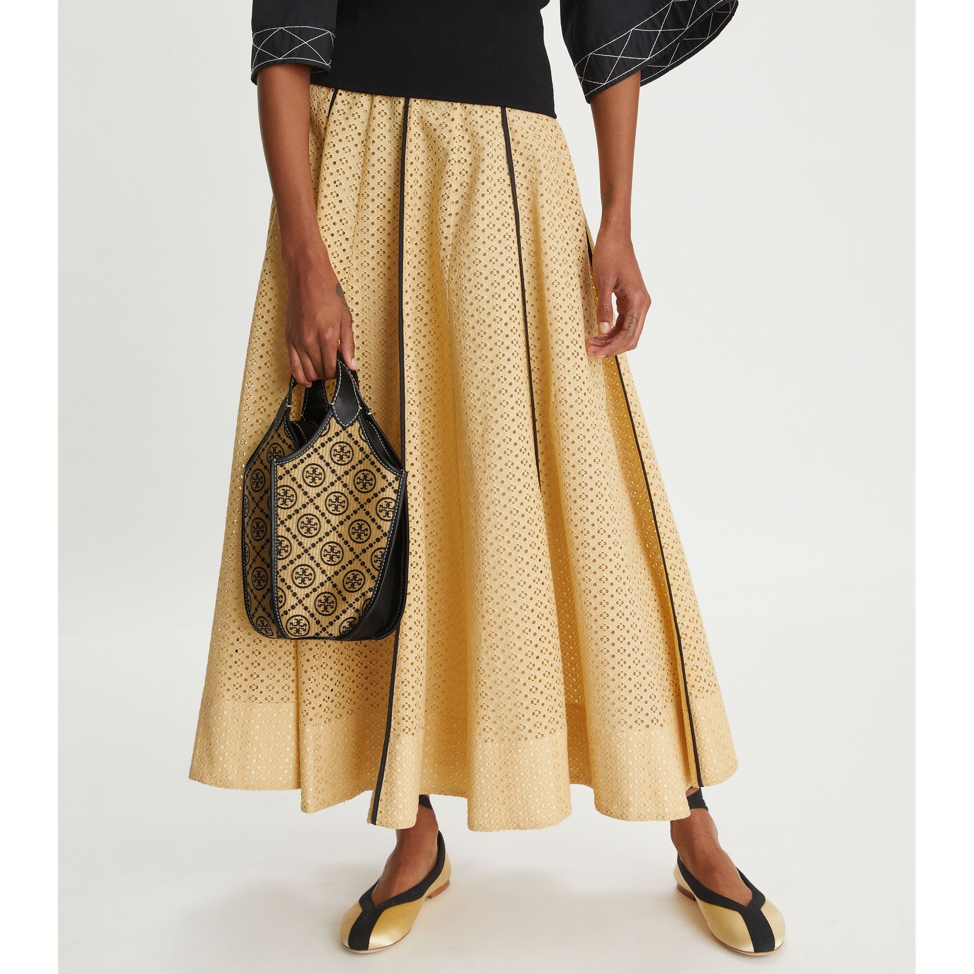 Women T Monogram Raffia Lampshade Bag - Midnight / Black