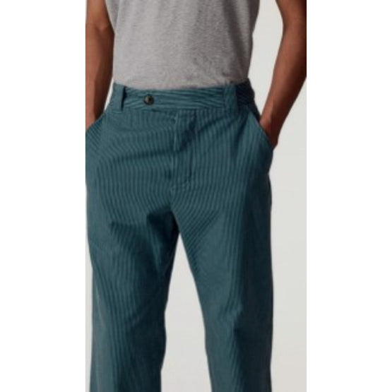 Men Cropped Pant - Glacier